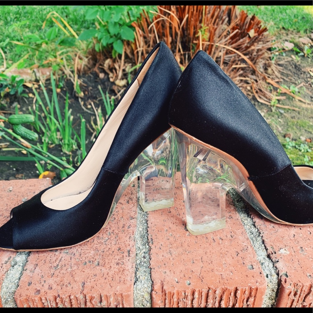 Super Stylish Prada Satin Open Toe Heels - 38.5